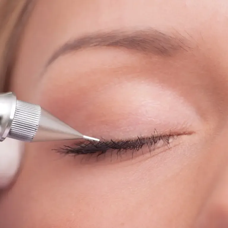 Permanent Lidstrich /Babyliner /Eyeline